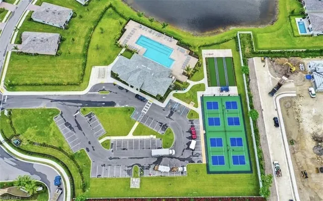 $4,900 | 415 Polihale Way, Naples, FL 34114