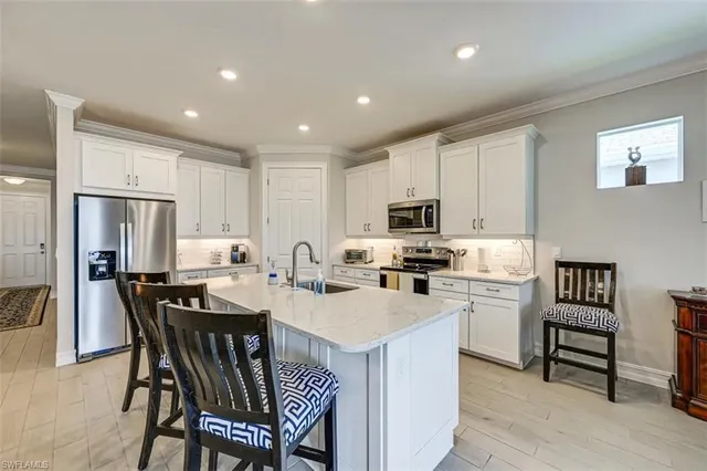 $4,900 | 415 Polihale Way, Naples, FL 34114