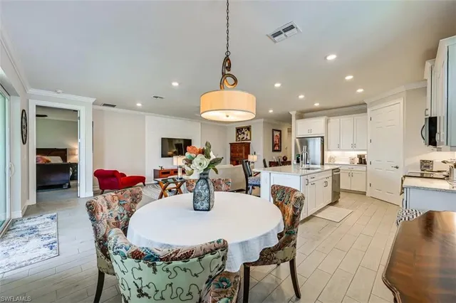 $4,900 | 415 Polihale Way, Naples, FL 34114