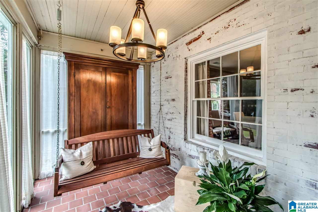 1823 Lancaster Road Birmingham, AL 35209 - Photo 3 of 24