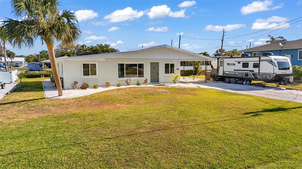 1495 Maryknoll Road Englewood, FL 34223 - Photo 4 of 59