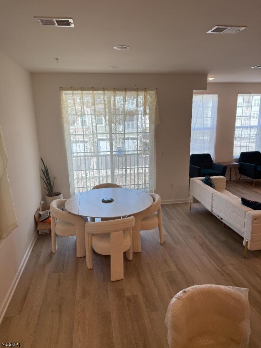 204 Honeysuckle Lane Warren, NJ 07059 - Photo 4 of 7