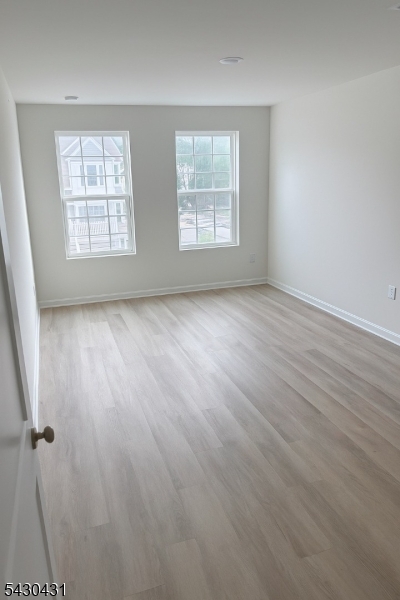 204 Honeysuckle Lane Warren, NJ 07059 - Photo 7 of 7