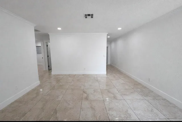 $2,550 | 732 Neil Road, West Palm Beach, FL 33415