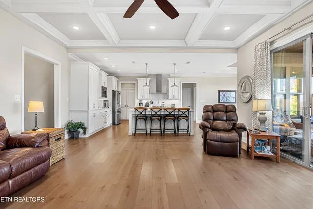 $950,000 | 275 Hummingbird Drive, Vonore, TN 37885