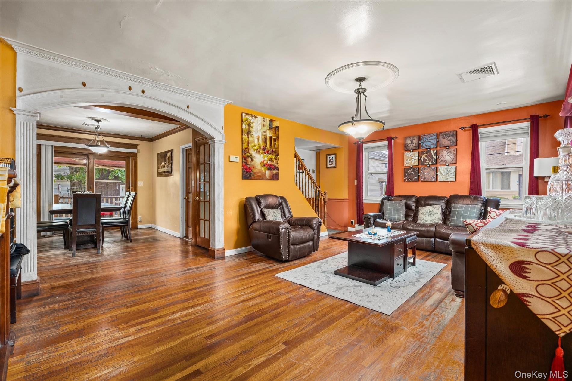 50 Manor Road Valley Stream, NY 11580 - Photo 5 of 33 Gallery Image 5