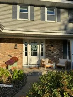 $2,995 | 9718 Palmer Circle, Bloomington, MN 55437