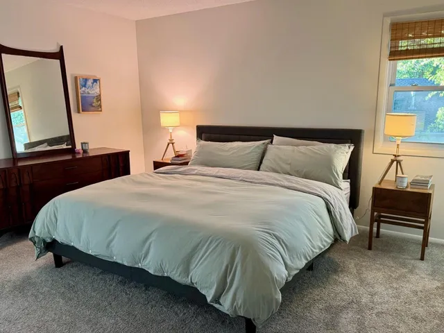 $2,995 | 9718 Palmer Circle, Bloomington, MN 55437