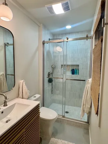 $2,995 | 9718 Palmer Circle, Bloomington, MN 55437