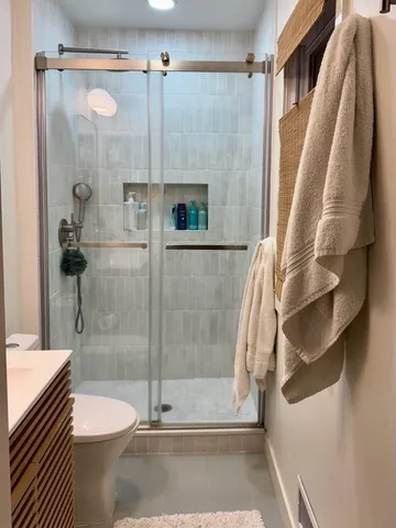 $2,995 | 9718 Palmer Circle, Bloomington, MN 55437