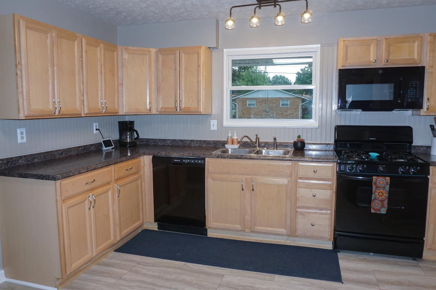 755 Fairborn Road Forest Park, OH 45240 - Photo 2 of 19