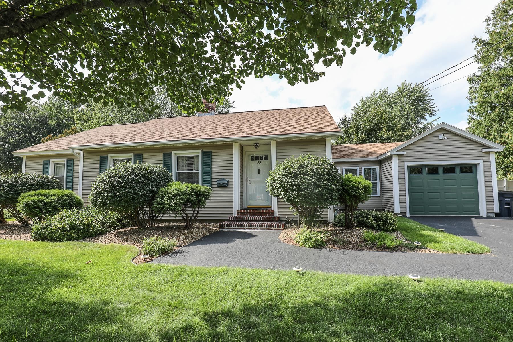 33 East Dunstable Road Nashua, NH 03060 - Photo 2 of 39