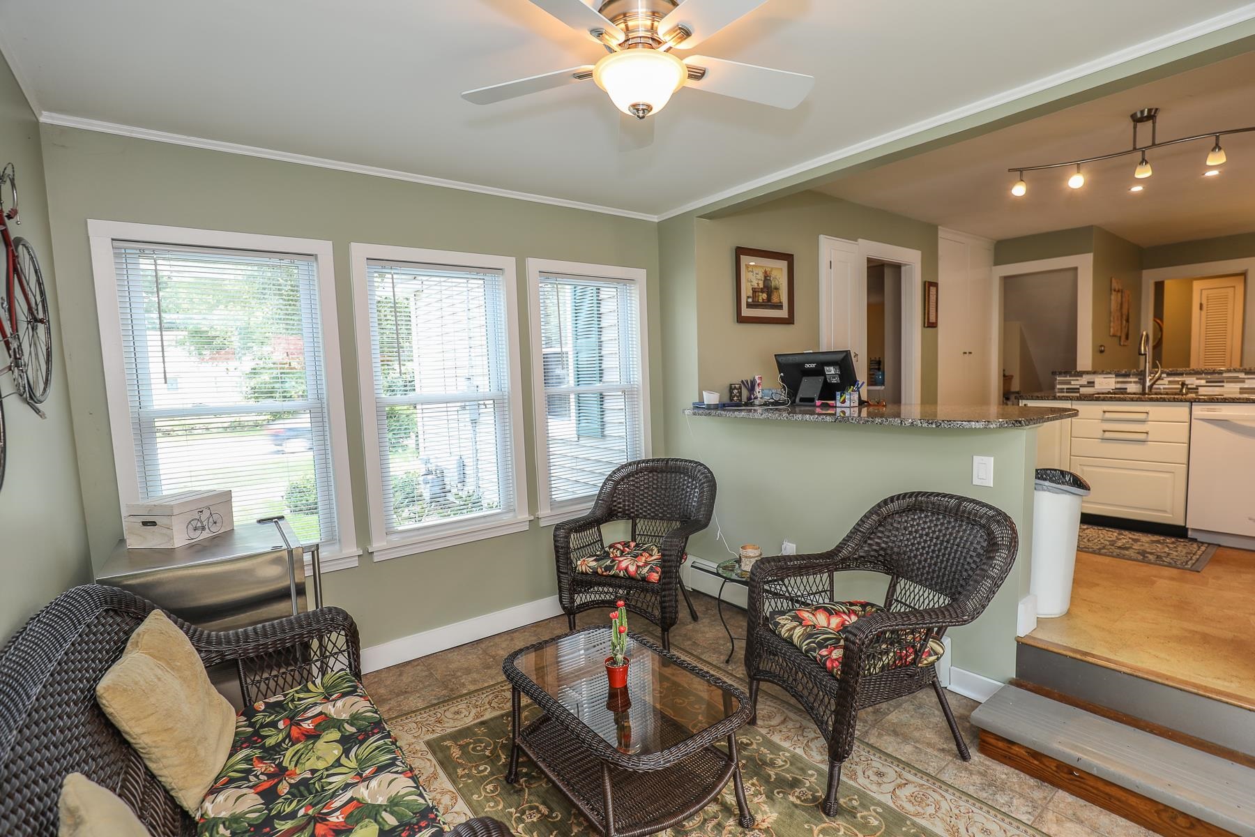 33 East Dunstable Road Nashua, NH 03060 - Photo 13 of 39