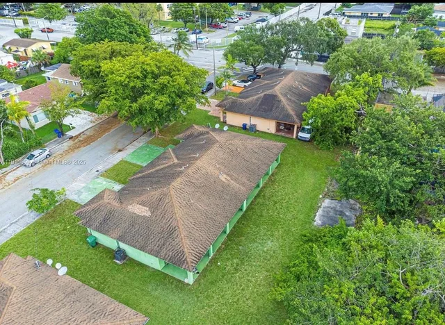 $2,950 | 2320 Northwest 52nd Street, Miami, FL 33142