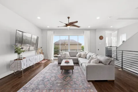 $430,000 | 3303 Baron Street, Houston, TX 77020