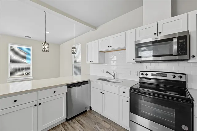 $1,995 | 3465 Valley Vista Drive, Hurst, TX 76053