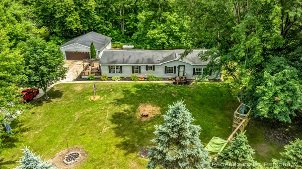 $245,000 | 3766 Mary Avenue, Newaygo, MI 49337