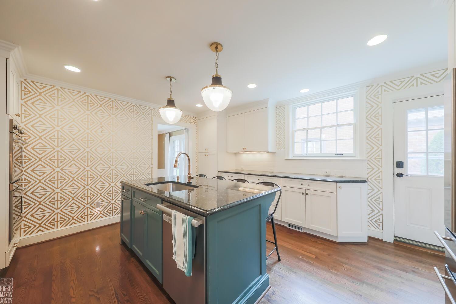 92 Moran Road Grosse Pointe Farms, MI 48236 - Photo 19 of 54