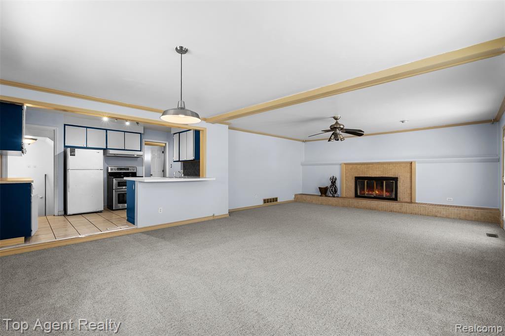 4948 Howe Road Wayne, MI 48184 - Photo 10 of 37
