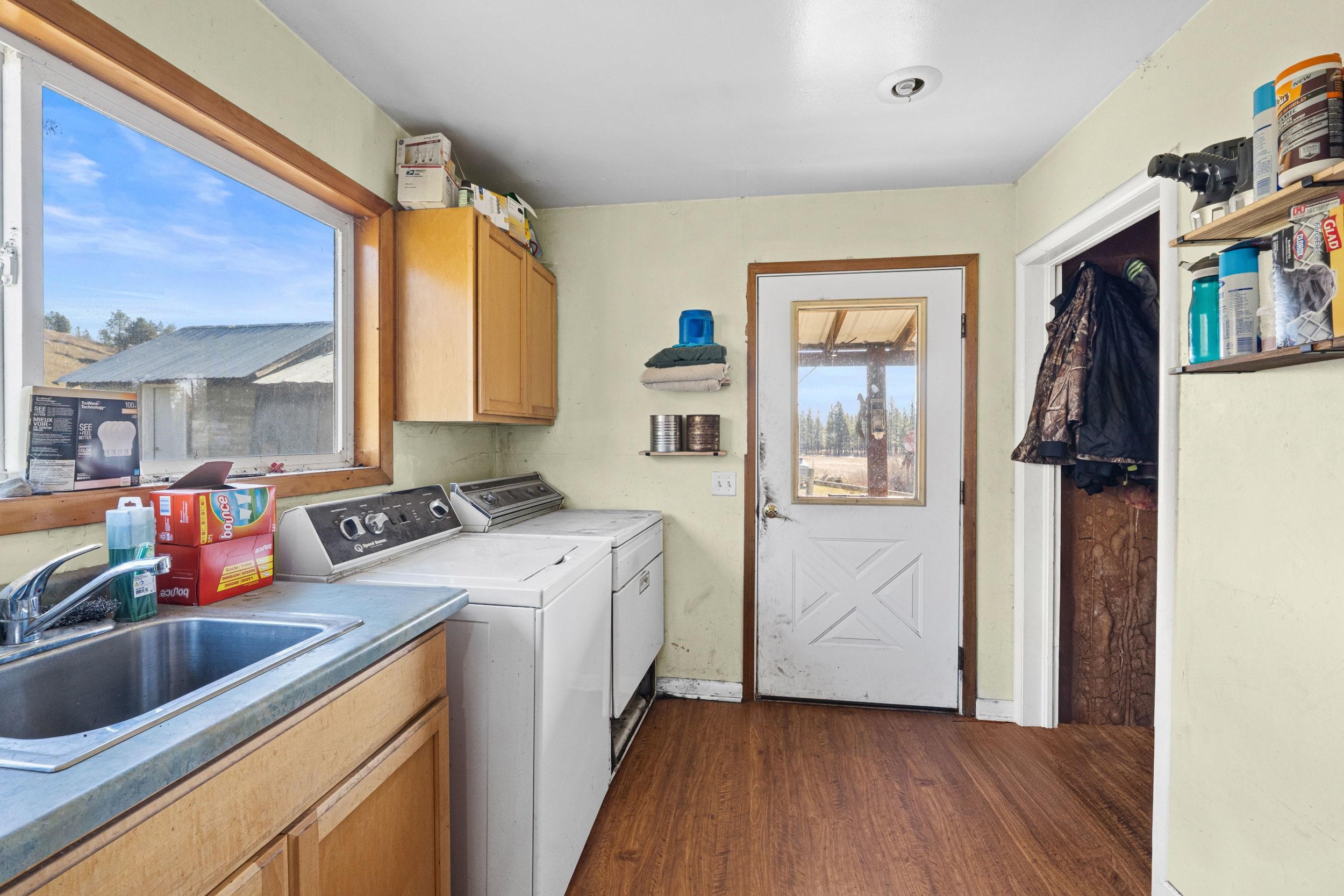 3031 Hall Creek Road Inchelium, WA 99138 - Photo 15 of 33