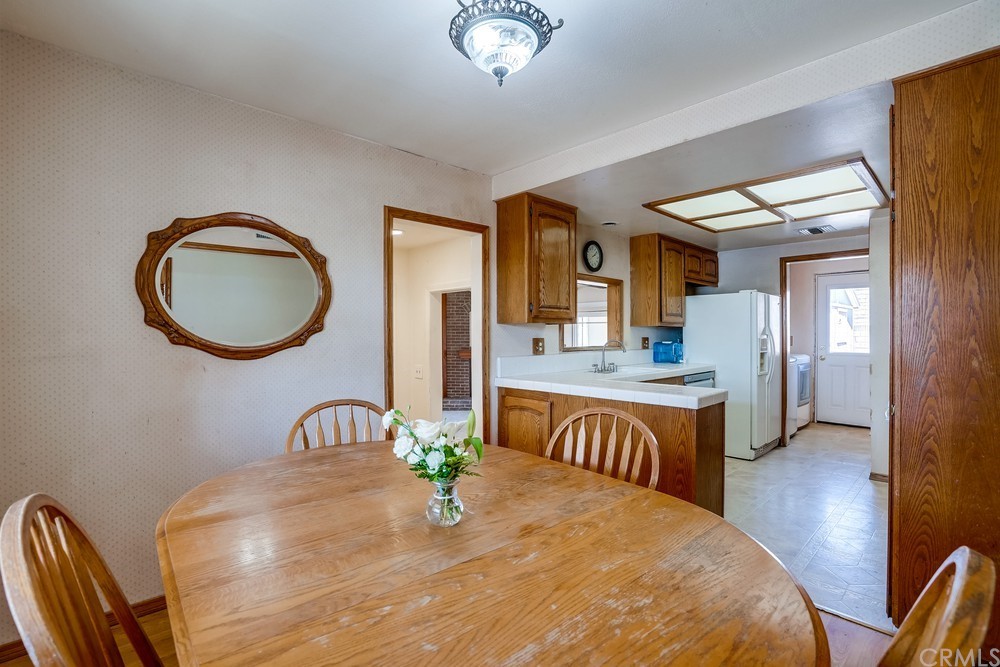 612 Lyford Drive La Verne, CA 91750 - Photo 11 of 44 a spacious bathroom with a granite countertop sink a mirror and bathtub