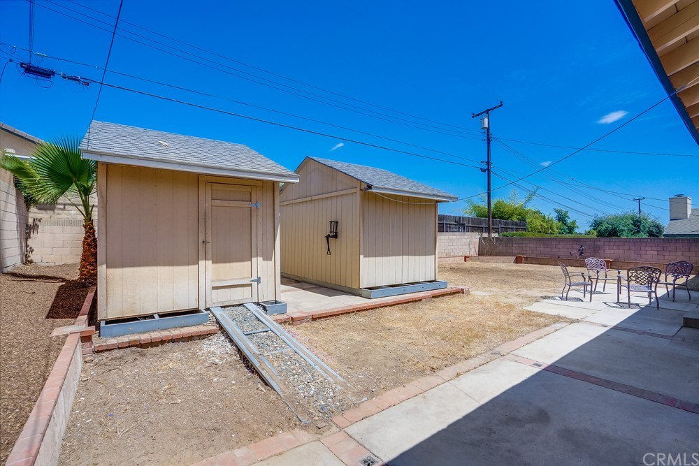 612 Lyford Drive La Verne, CA 91750 - Photo 39 of 44 a view of a backyard of a house
