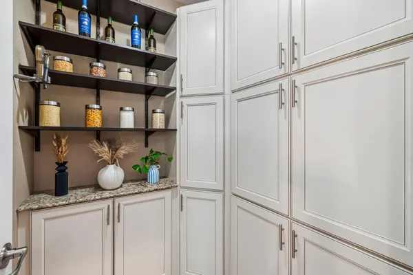 $6,000 | 10652 Ivanhoe Lane, Wellington, FL 33414