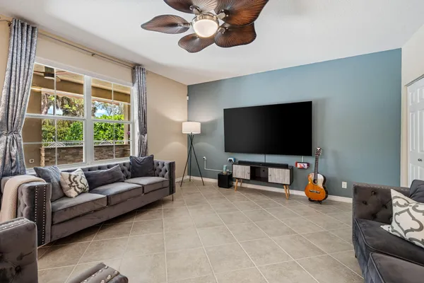 $6,000 | 10652 Ivanhoe Lane, Wellington, FL 33414