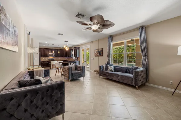 $6,000 | 10652 Ivanhoe Lane, Wellington, FL 33414