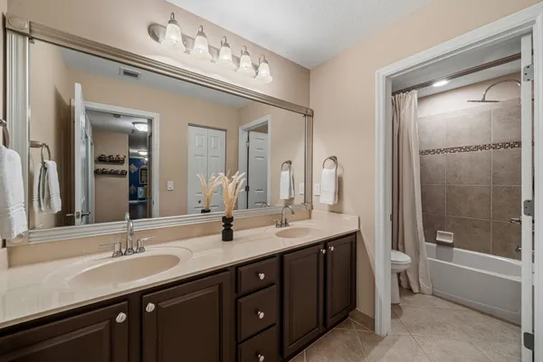 $6,000 | 10652 Ivanhoe Lane, Wellington, FL 33414