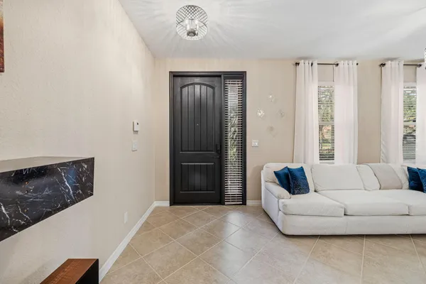 $6,000 | 10652 Ivanhoe Lane, Wellington, FL 33414