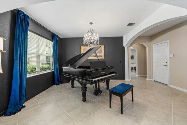 $6,000 | 10652 Ivanhoe Lane, Wellington, FL 33414