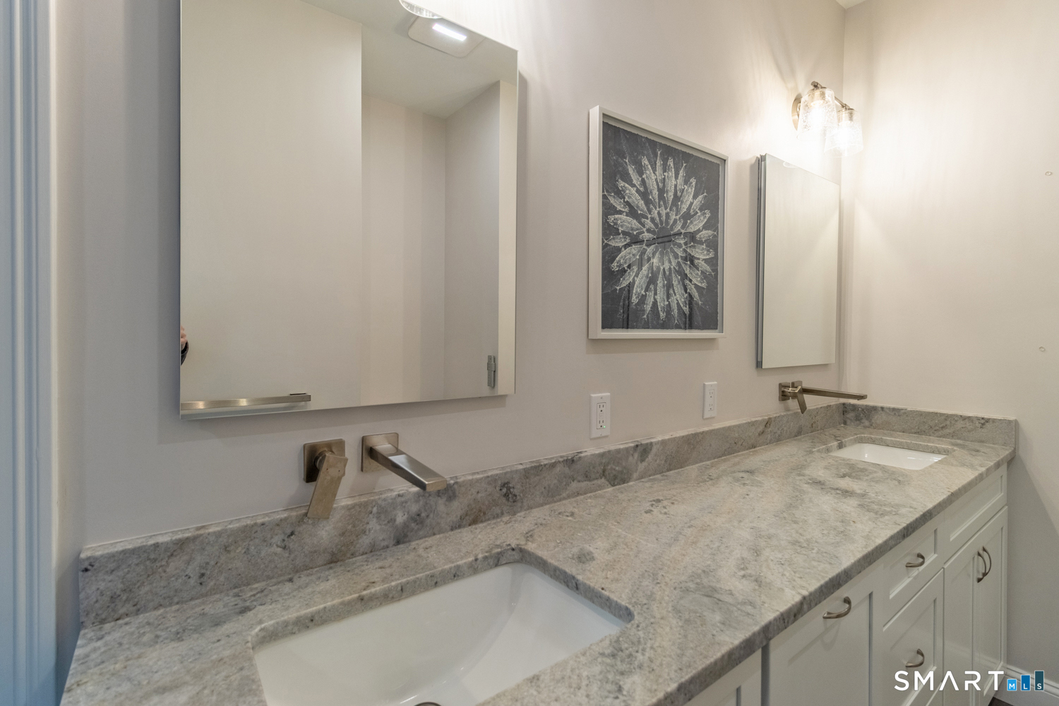 201 Edgewater Circle, Unit B East Hampton, CT 06424 - Photo 14 of 34