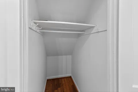 a view of utility room