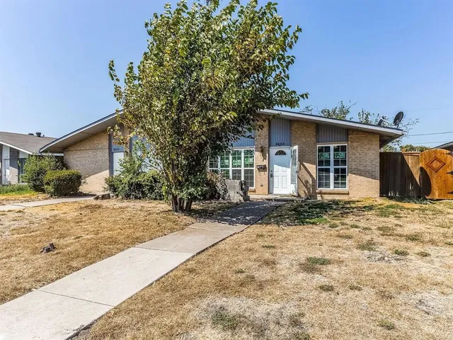 $1,895 | 1735 R Avenue, Plano, TX 75074