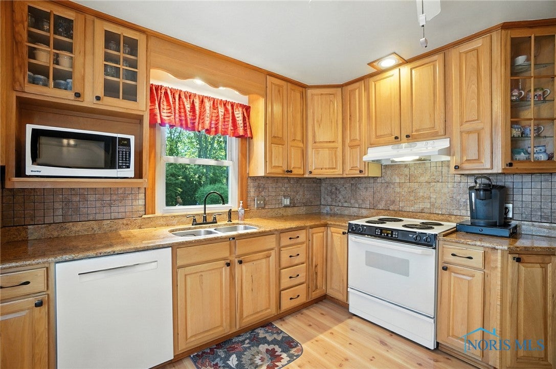 5206 Secor Road Toledo, OH 43623 - Photo 14 of 50 Gallery Image 14