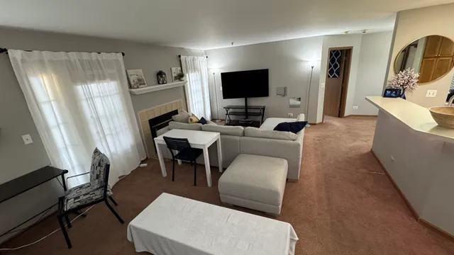 $290,000 | 5S455 Scots Drive, Unit F, Naperville, IL 60563