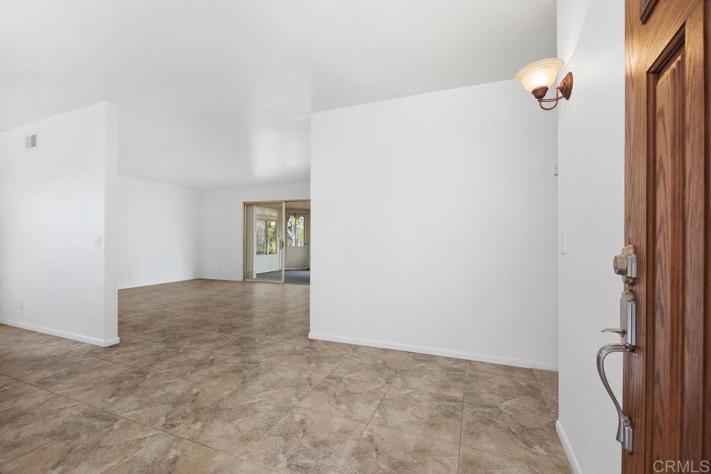 534 Luna Drive Oceanside, CA 92057 - Photo 2 of 22