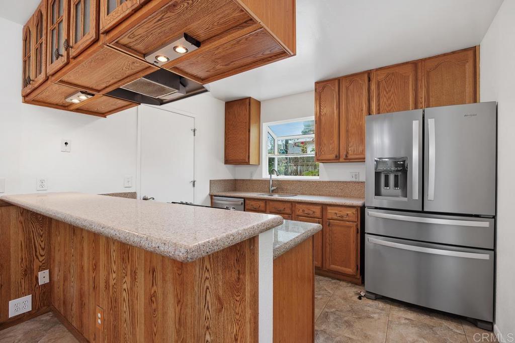 534 Luna Drive Oceanside, CA 92057 - Photo 8 of 22