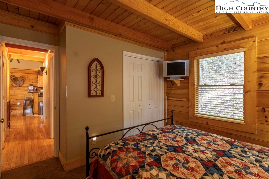 156 Riversound Drive Banner Elk, NC 28604 - Photo 11 of 28 Gallery Image 11