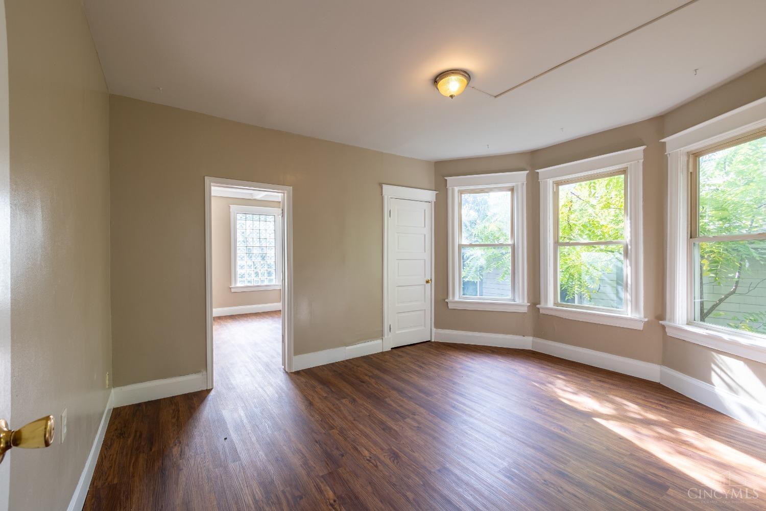 2215 Reading Road Cincinnati, OH 45219 - Photo 19 of 35 Gallery Image 19