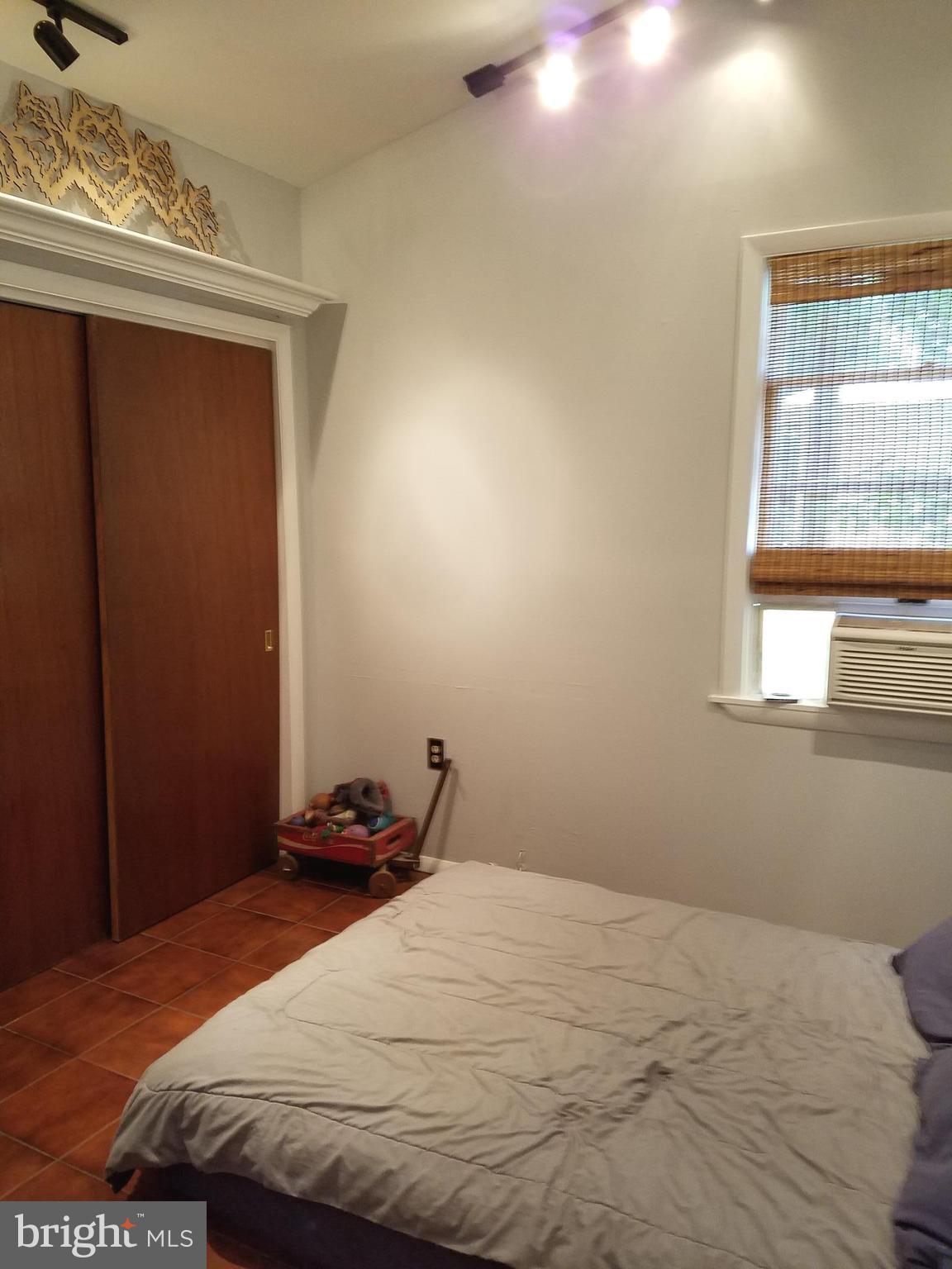 304 Aigburth Road Baltimore, MD 21286 - Photo 12 of 28 First Floorl Second Bedroom