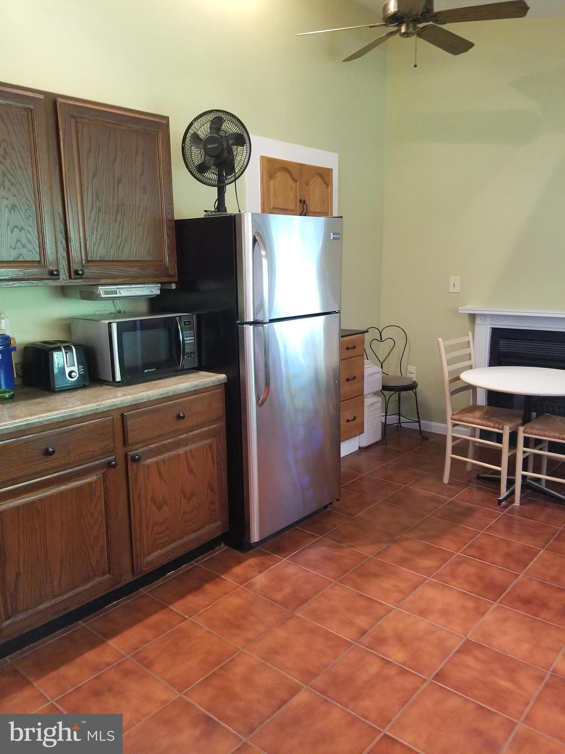304 Aigburth Road Baltimore, MD 21286 - Photo 17 of 28 Kitchen