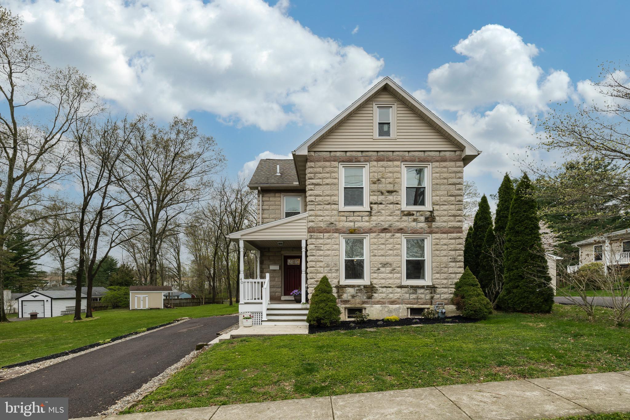 40 South Wall Street Spring City, PA 19475 - Photo 1 of 39 Gallery Image 1