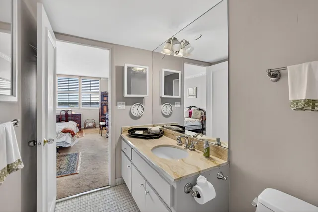 $695,000 | 2600 North Flagler Drive, Unit 610, West Palm Beach, FL 33407