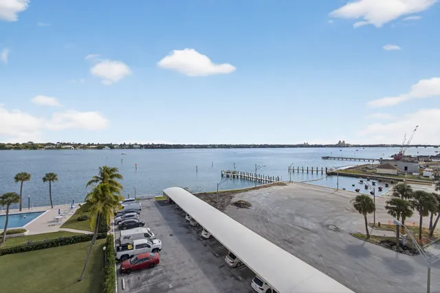 $695,000 | 2600 North Flagler Drive, Unit 610, West Palm Beach, FL 33407