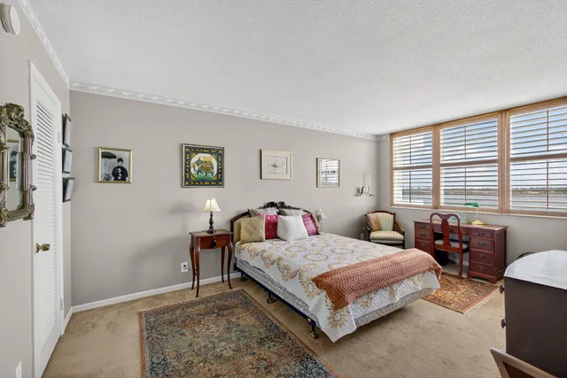 $695,000 | 2600 North Flagler Drive, Unit 610, West Palm Beach, FL 33407