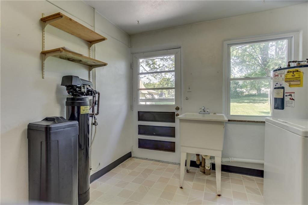 2316 County Line Road Indianapolis, IN 46217 - Photo 14 of 19 Gallery Image 14