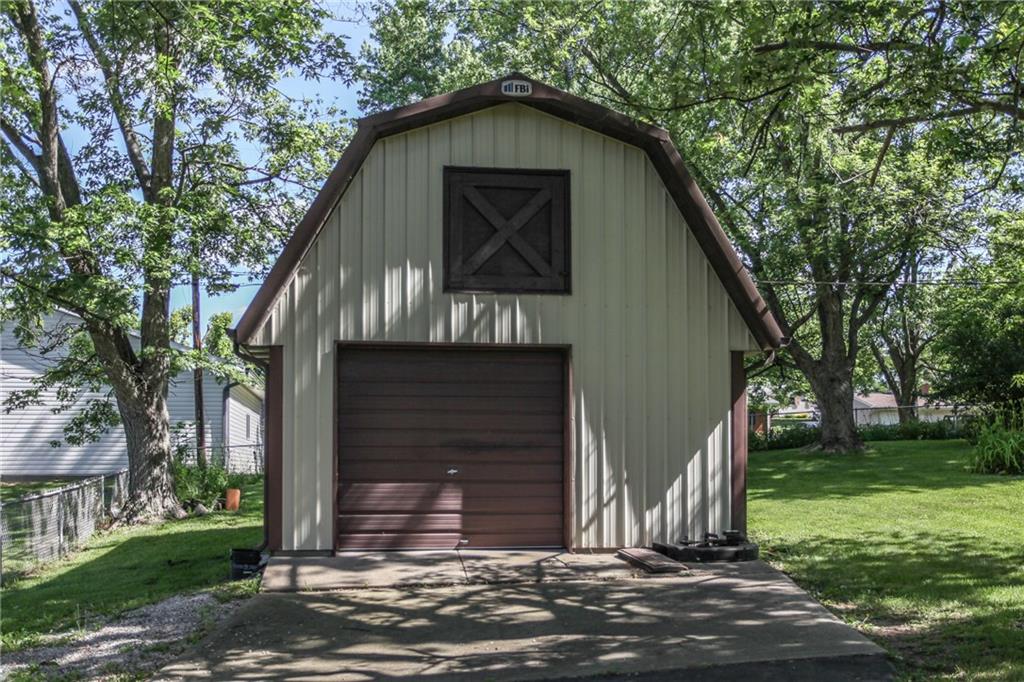 2316 County Line Road Indianapolis, IN 46217 - Photo 16 of 19 Gallery Image 16