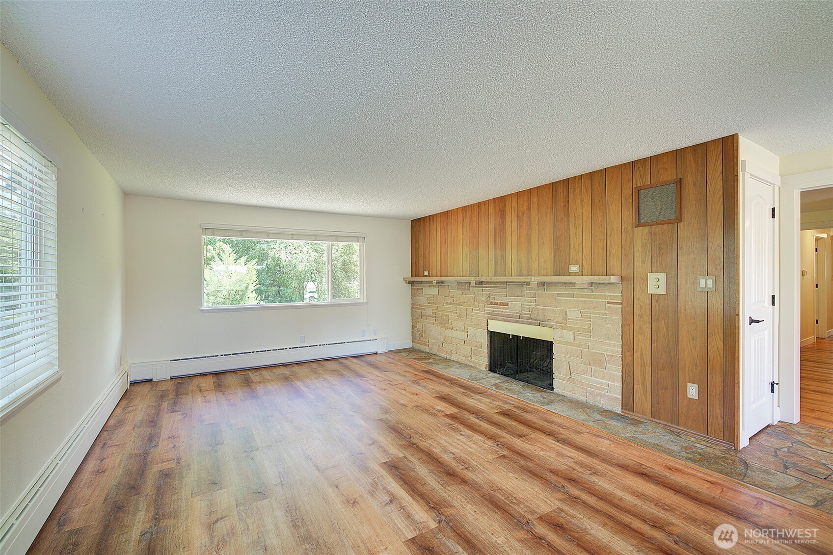 18021 Issaquah-Hobart Road Southeast Maple Valley, WA 98038 - Photo 12 of 39